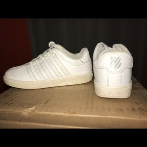 Little girls k-Swiss tennis